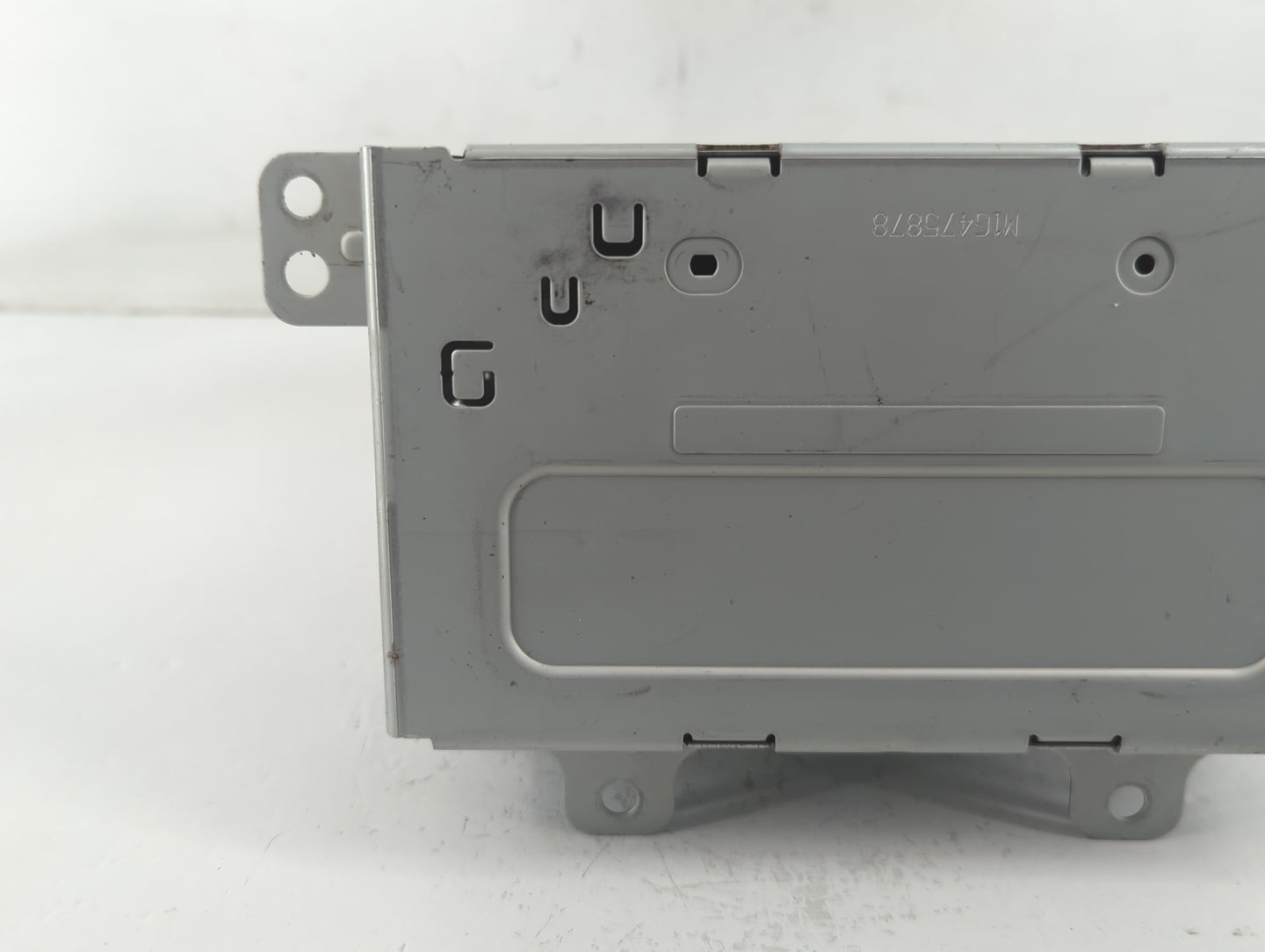 2016 Chevrolet Equinox Radio AM FM Cd Player Receiver Replacement P/N:23358860 Fits Fits 2015 OEM Used Auto Parts - Oemuseda