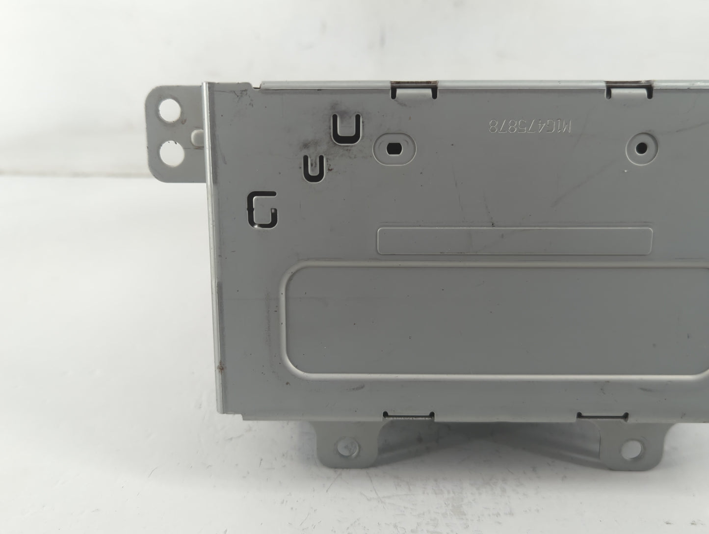 2016 Chevrolet Equinox Radio AM FM Cd Player Receiver Replacement P/N:23358860 Fits Fits 2015 OEM Used Auto Parts - Oemuseda