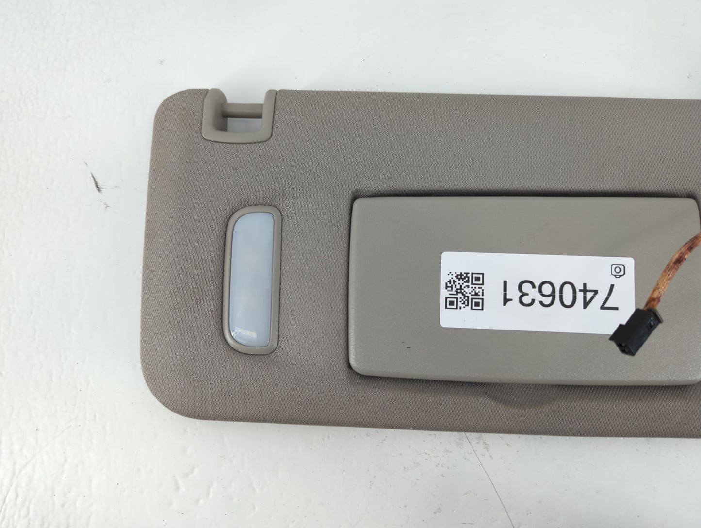 2010-2017 Chevrolet Equinox Sun Visor Shade Replacement Passenger Right Mirror Fits Fits 2010 2011 2012 2013 2014 2015 2016 