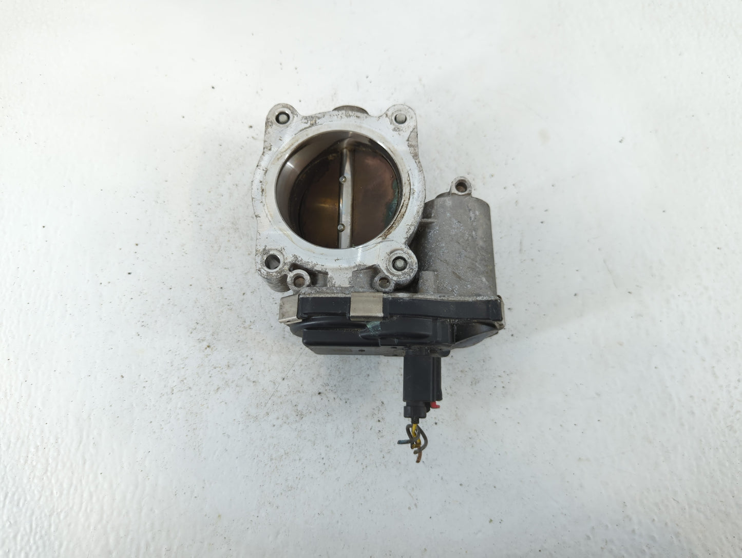 2016-2017 Chevrolet Equinox Throttle Body P/N:12632101CA Fits Fits 2016 2017 OEM Used Auto Parts - Oemusedautoparts1.com