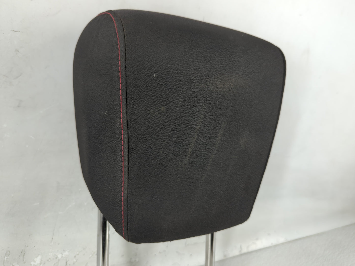 Chevrolet Equinox Headrest Head Rest Front Driver Passenger Seat Black - Oemusedautoparts1.com