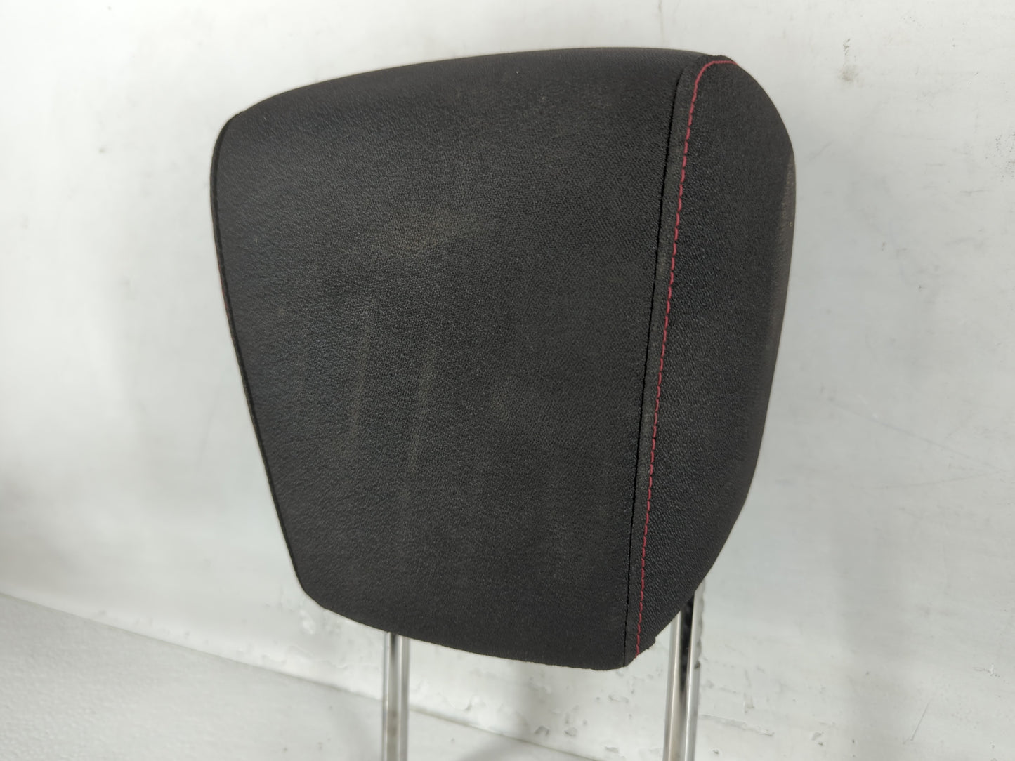 Chevrolet Equinox Headrest Head Rest Front Driver Passenger Seat Black - Oemusedautoparts1.com