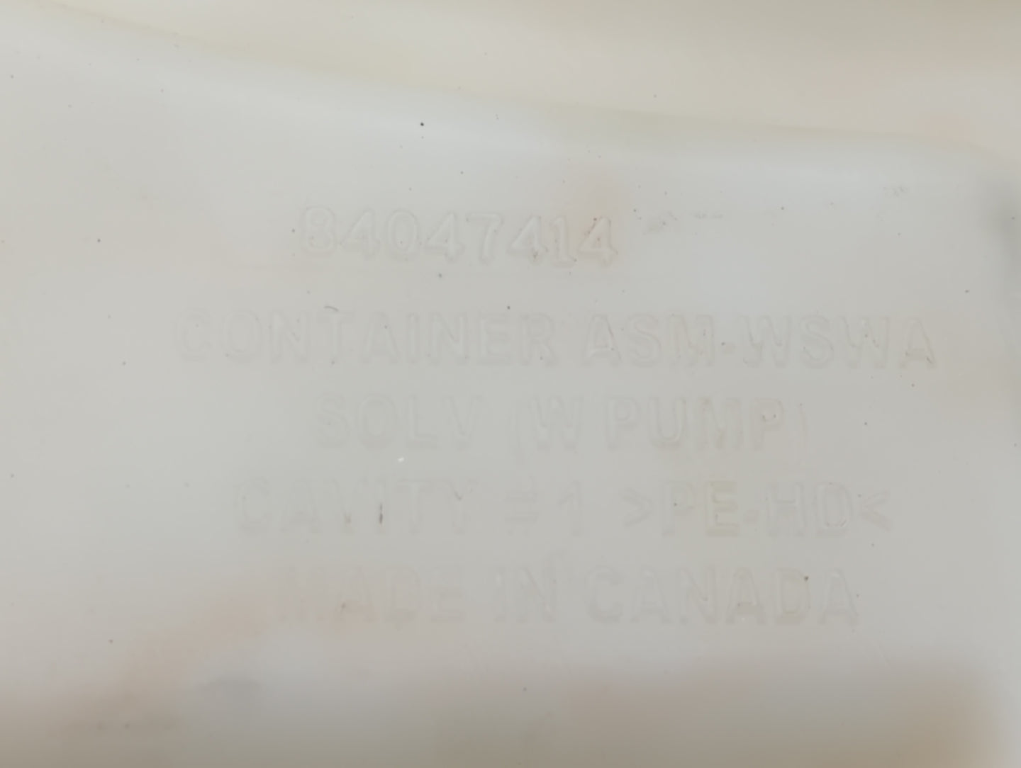 2010-2017 Chevrolet Equinox Windshield Washer Fluid Reservoir Bottle Oem - Oemusedautoparts1.com