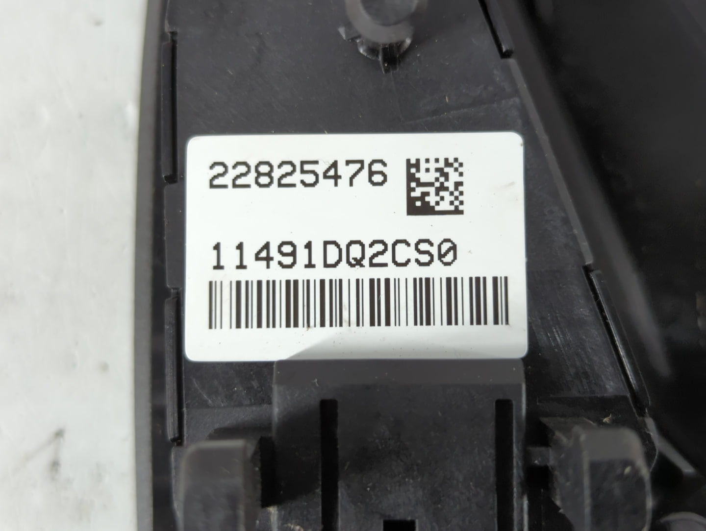 2016-2017 Chevrolet Equinox Radio Control Panel - Oemusedautoparts1.com