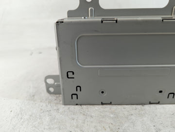 2016 Chevrolet Equinox Radio AM FM Cd Player Receiver Replacement P/N:84026072 Fits Fits 2015 OEM Used Auto Parts