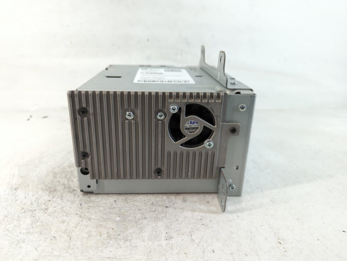 2016 Chevrolet Equinox Radio AM FM Cd Player Receiver Replacement P/N:84026072 Fits Fits 2015 OEM Used Auto Parts - Oemuseda