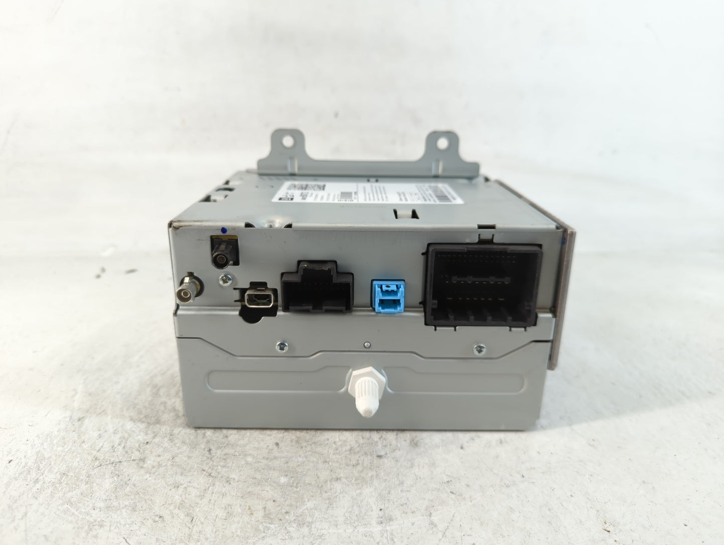 2016 Chevrolet Equinox Radio AM FM Cd Player Receiver Replacement P/N:84026072 Fits Fits 2015 OEM Used Auto Parts - Oemuseda