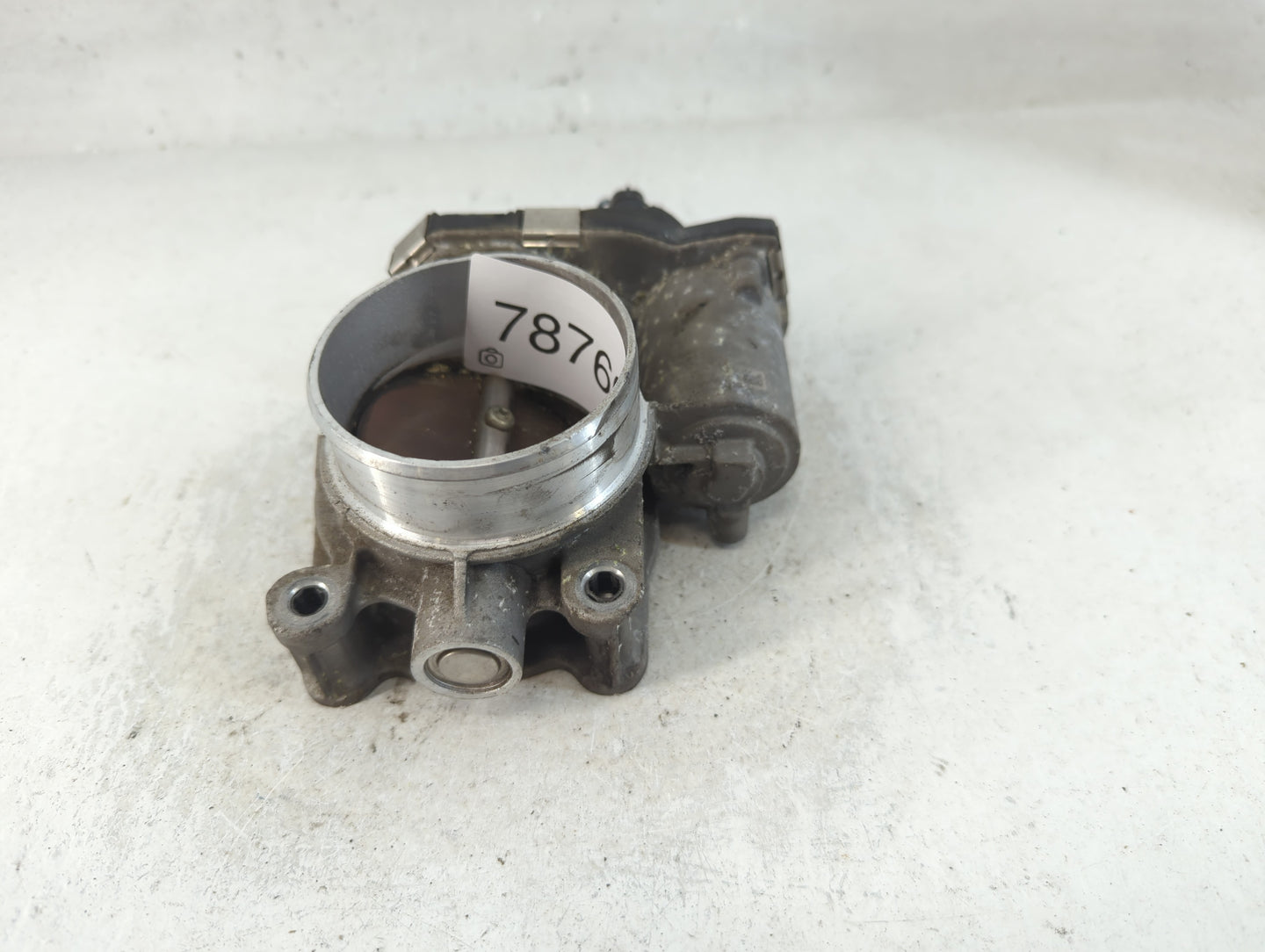 2016-2017 Chevrolet Equinox Throttle Body P/N:12670834AA Fits Fits 2016 2017 OEM Used Auto Parts - Oemusedautoparts1.com