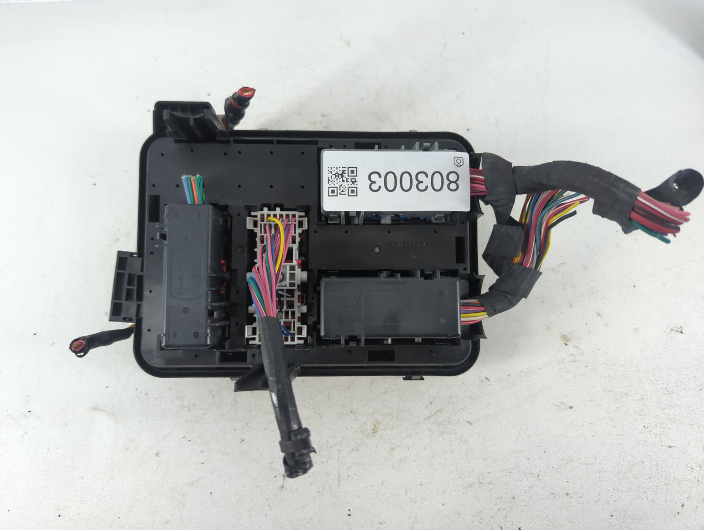 2013-2016 Chevrolet Equinox Fusebox Fuse Box Panel Relay Module P/N:23404556_01 Fits Fits 2013 2014 2015 2016 OEM Used Auto 