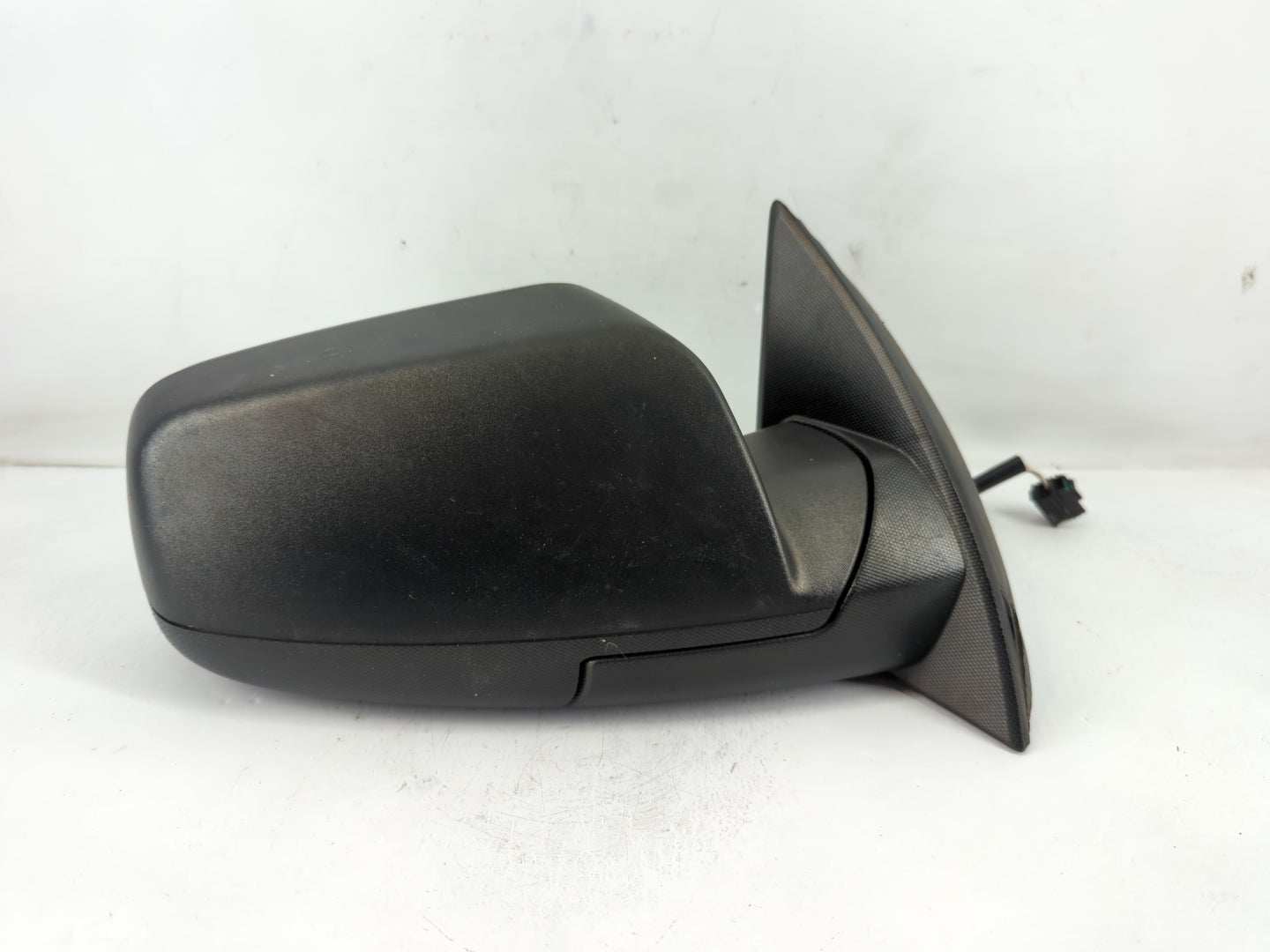 2015-2017 Chevrolet Equinox Driver Side View Mirror - Left Door Mirror OEM Used - Oemusedautoparts1.com