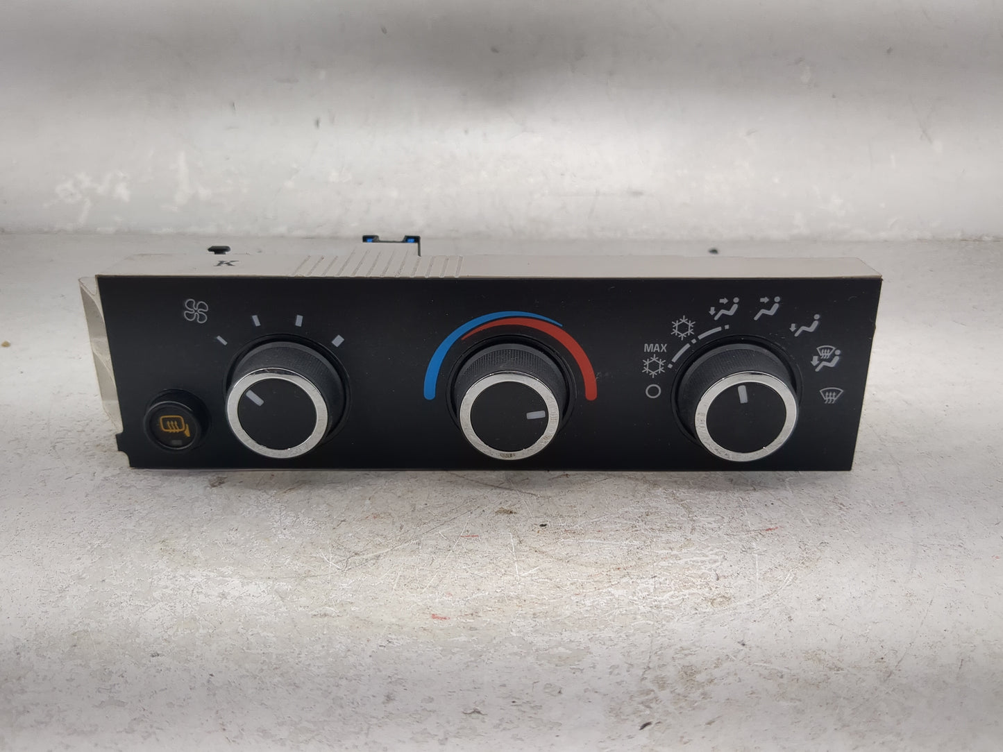 2008-2021 Chevrolet Express Climate Control Module Temperature AC/Heater Replacement P/N:16202850 Fits OEM Used Auto Parts -