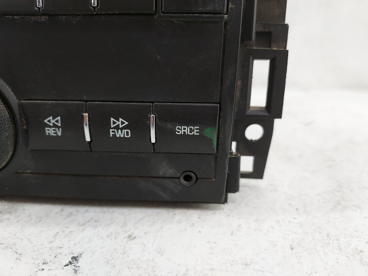 2015-2021 Chevrolet Express 2500 Radio AM FM Cd Player Receiver Replacement P/N:23475277 28435272 Fits OEM Used Auto Parts -