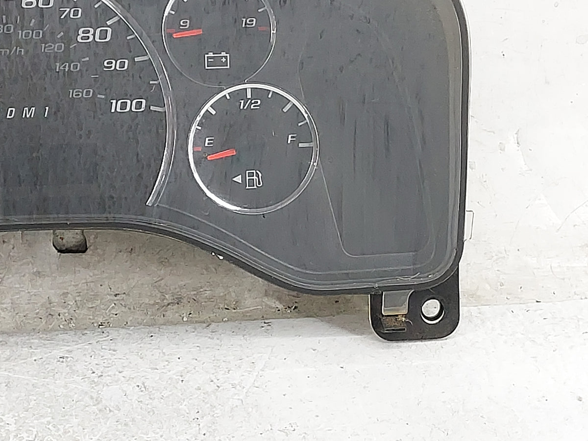 2013-2017 Chevrolet Express 2500 Instrument Cluster Speedometer Gauges P/N:28503104 23417242 Miles: Fits OEM Used Auto Parts