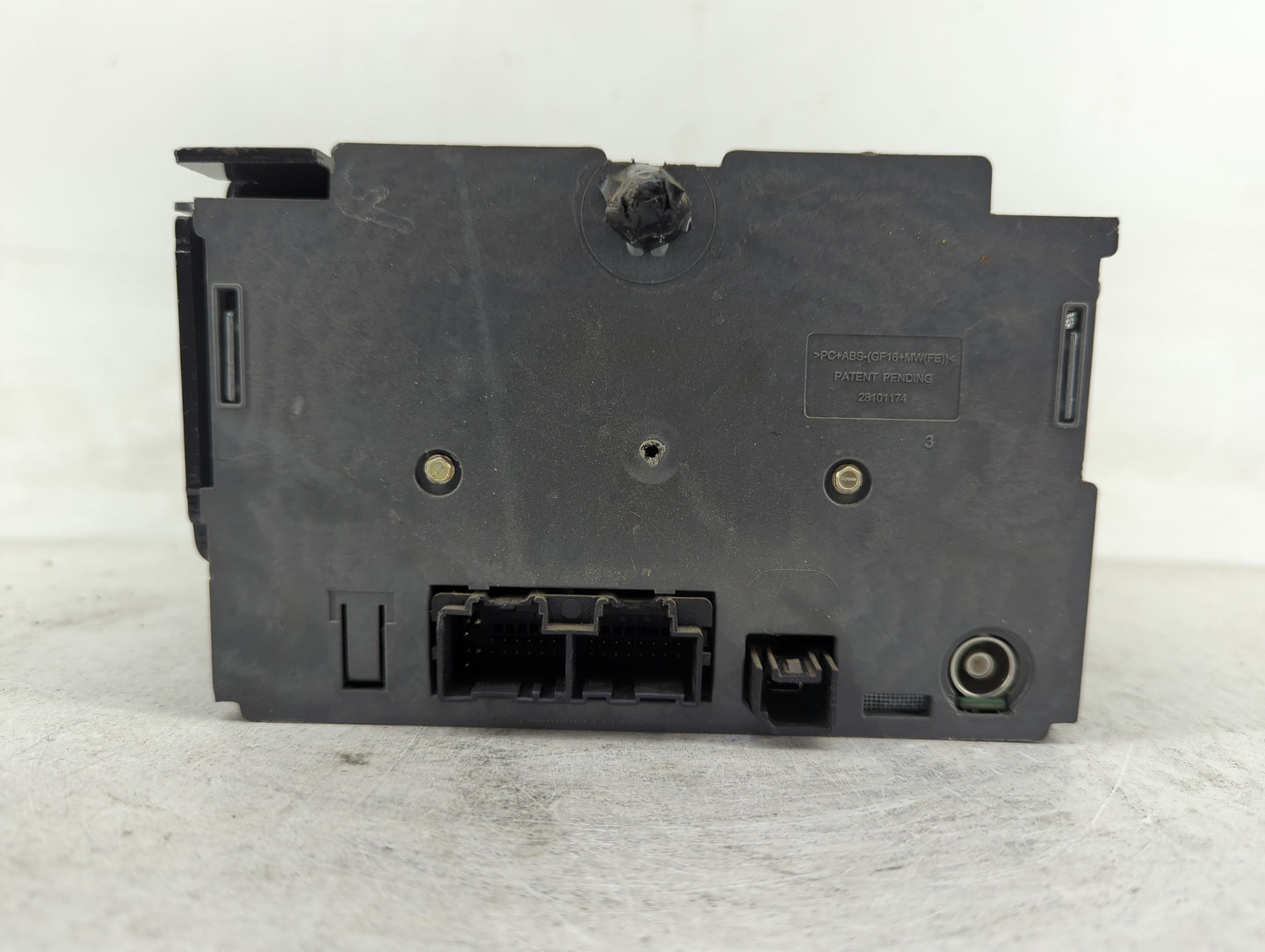 2015-2021 Chevrolet Express 3500 Radio AM FM Cd Player Receiver Replacement P/N:23475279 Fits OEM Used Auto Parts - Oemuseda