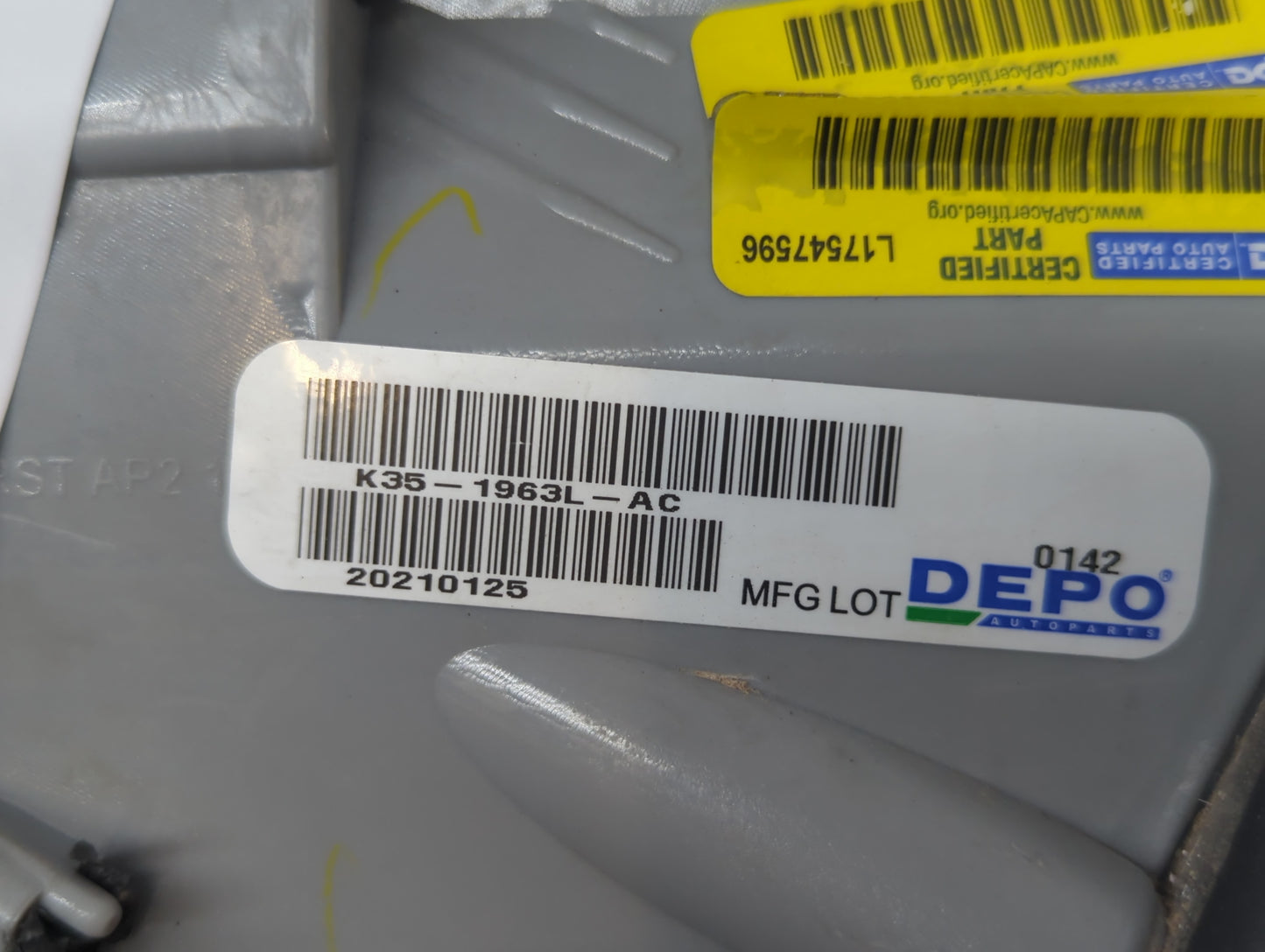 2014-2020 Chevrolet Impala Tail Light Assembly Driver Left OEM P/N:20210125 Fits Fits 2014 2015 2016 2017 2018 2019 2020 OEM