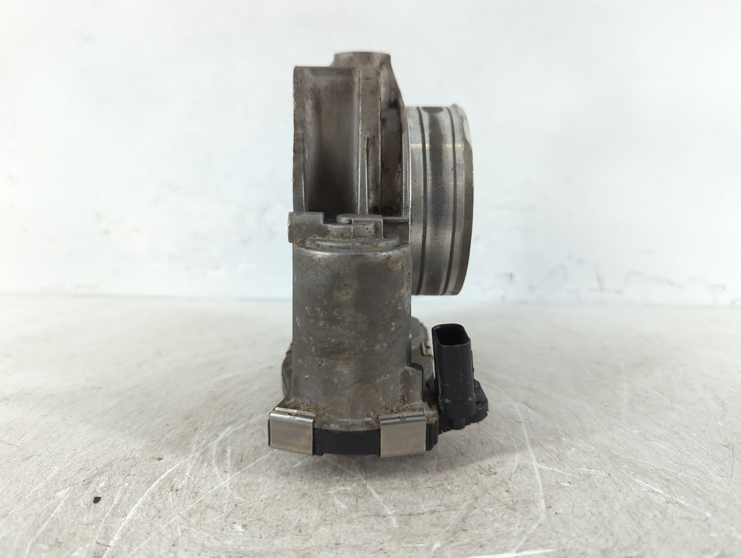 2016 Chevrolet Impala Throttle Body P/N:12632172BA Fits OEM Used Auto Parts - Oemusedautoparts1.com