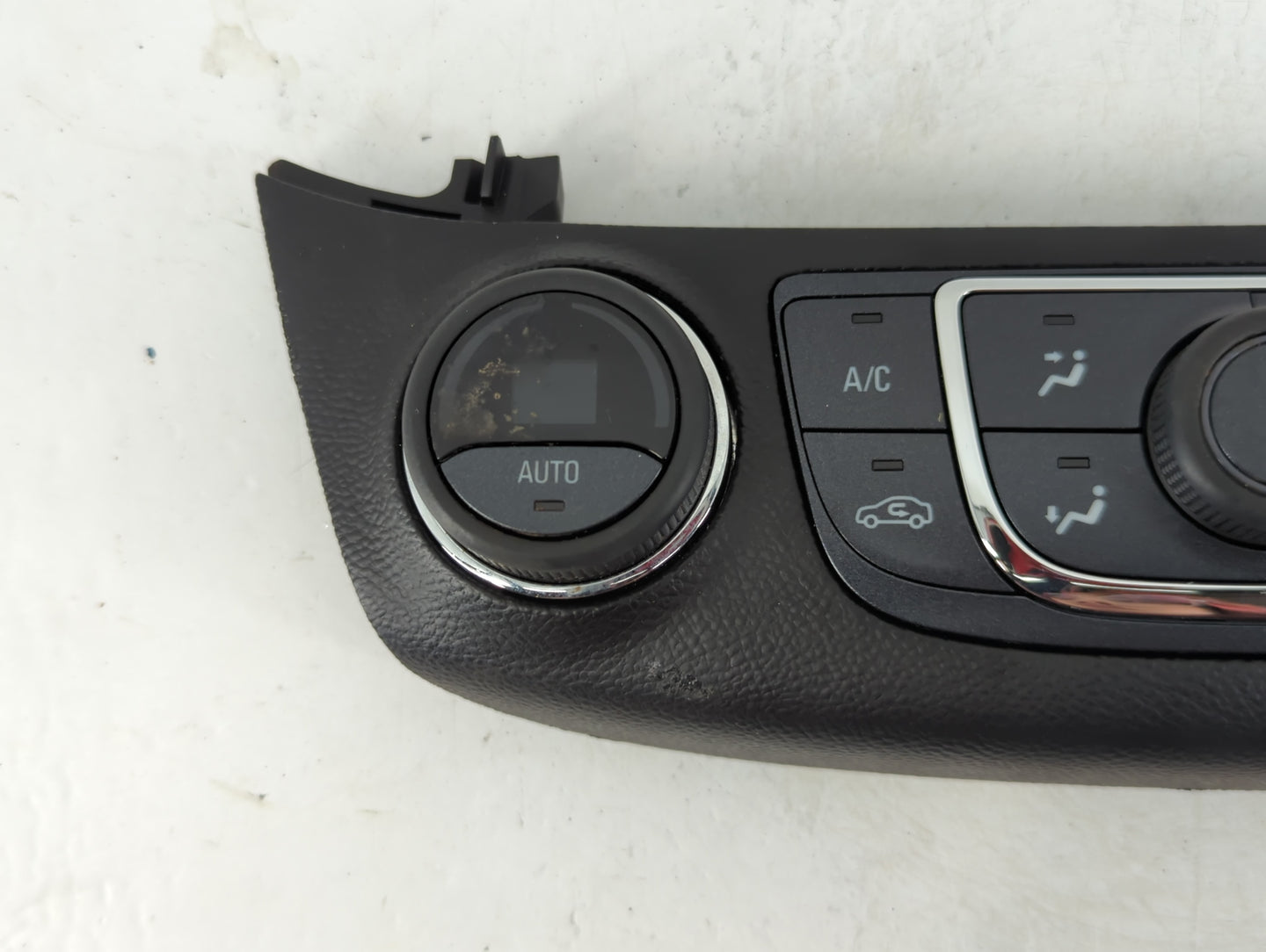 2014-2020 Chevrolet Impala Climate Control Module Temperature AC/Heater Replacement P/N:84429867 Fits OEM Used Auto Parts - 