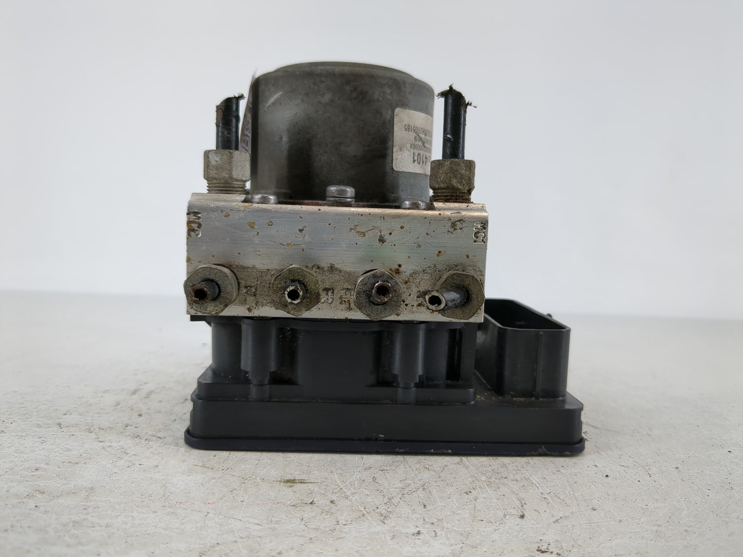 2014-2016 Chevrolet Impala ABS Pump Control Module Replacement P/N:23234101 Fits Fits 2014 2015 2016 OEM Used Auto Parts - O