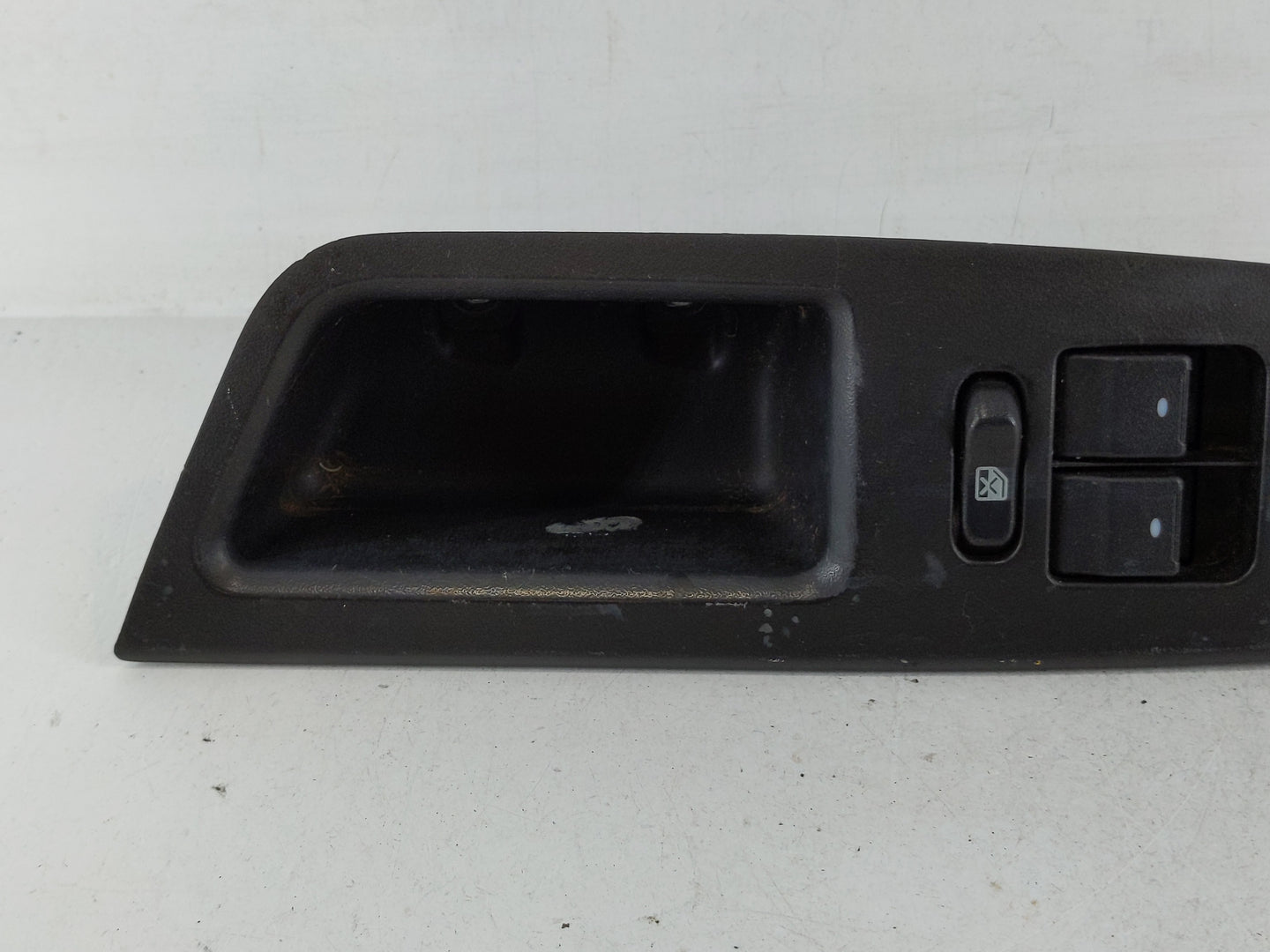 2009-2016 Chevrolet Impala Master Power Window Switch Replacement Driver Side Left P/N:2582893 Fits OEM Used Auto Parts - Oe