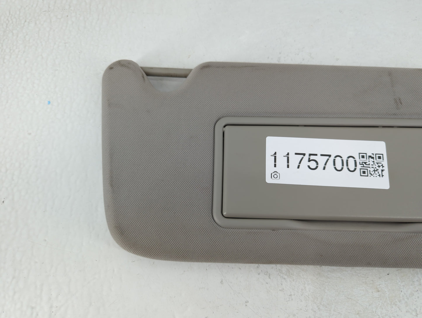 2006-2016 Chevrolet Impala Sun Visor Shade Replacement Passenger Right Mirror Fits OEM Used Auto Parts - Oemusedautoparts1.c