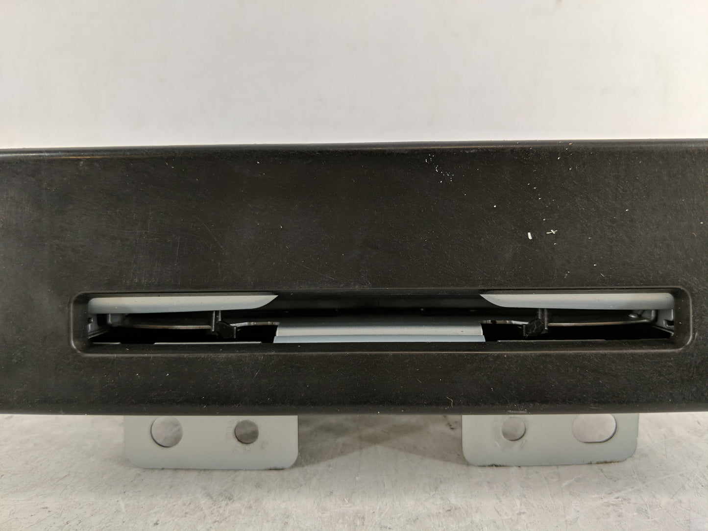 2016 Chevrolet Impala Radio AM FM Cd Player Receiver Replacement P/N:13594480 Fits OEM Used Auto Parts - Oemusedautoparts1.c