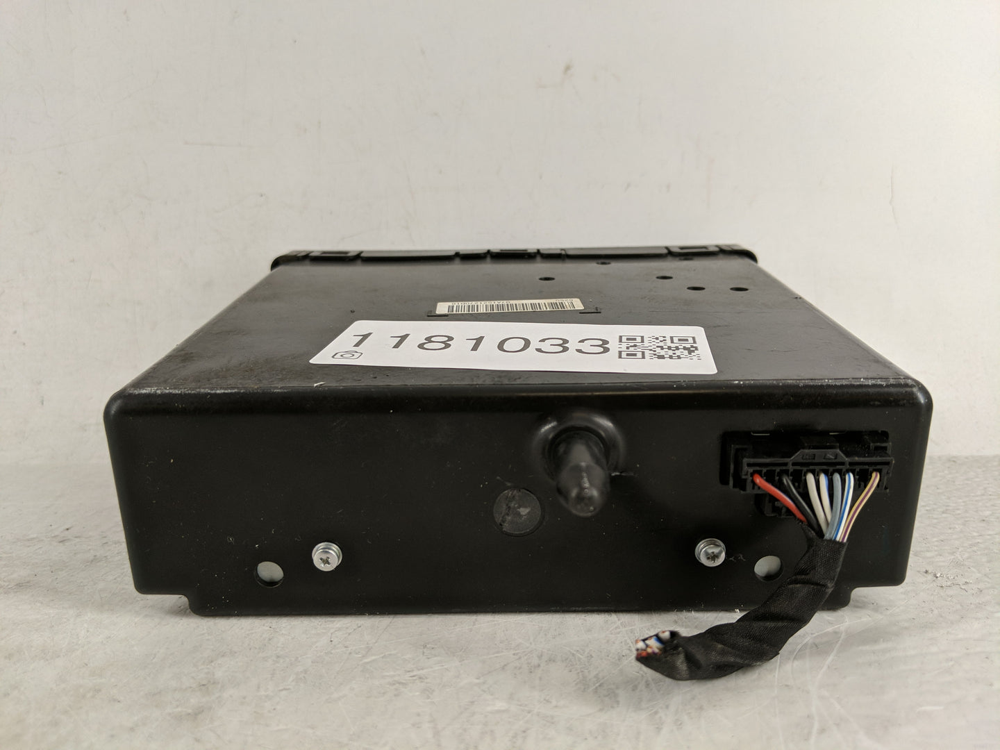 2016 Chevrolet Impala Radio AM FM Cd Player Receiver Replacement P/N:13594480 Fits OEM Used Auto Parts - Oemusedautoparts1.c
