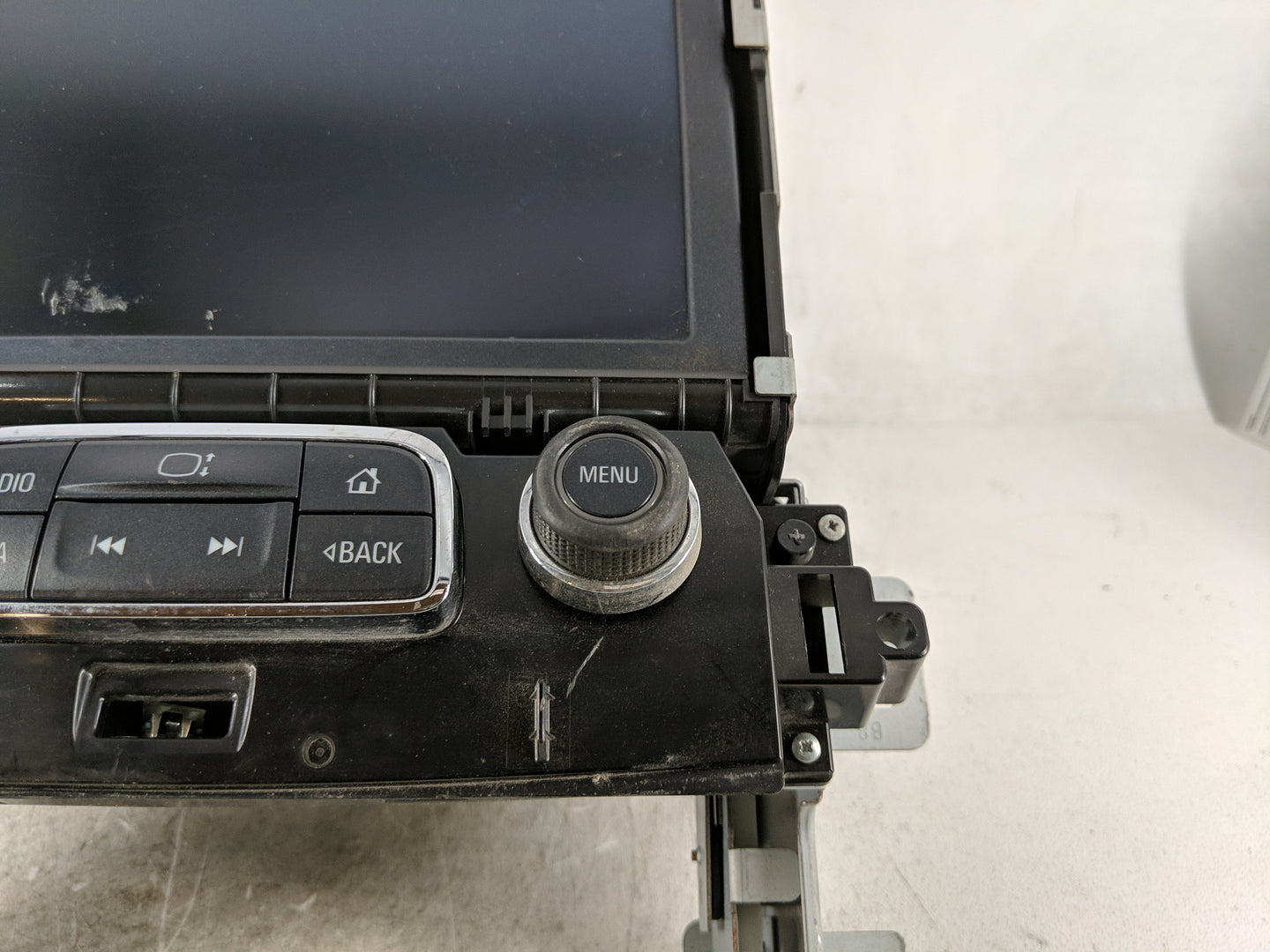2016 Chevrolet Impala Radio AM FM Cd Player Receiver Replacement P/N:23399193 Fits OEM Used Auto Parts - Oemusedautoparts1.c