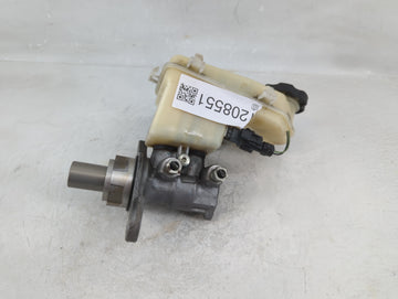 2014-2020 Chevrolet Impala Brake Master Cylinder - Oemusedautoparts1.com
