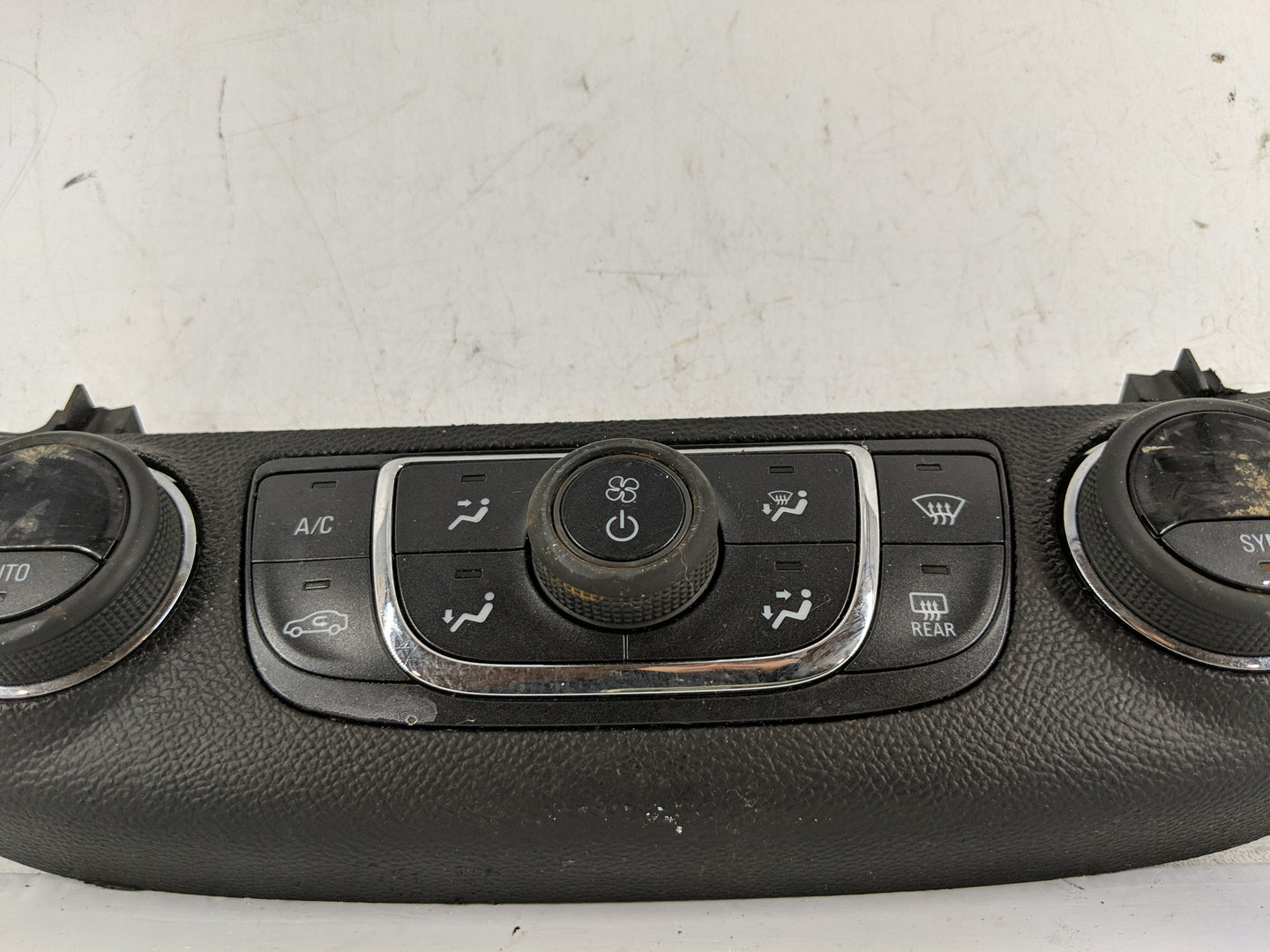 2014-2020 Chevrolet Impala Climate Control Module Temperature AC/Heater Replacement P/N:23453509 Fits OEM Used Auto Parts - 