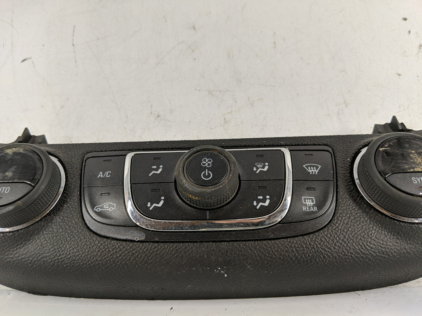 2014-2020 Chevrolet Impala Climate Control Module Temperature AC/Heater Replacement P/N:23453509 Fits OEM Used Auto Parts - 