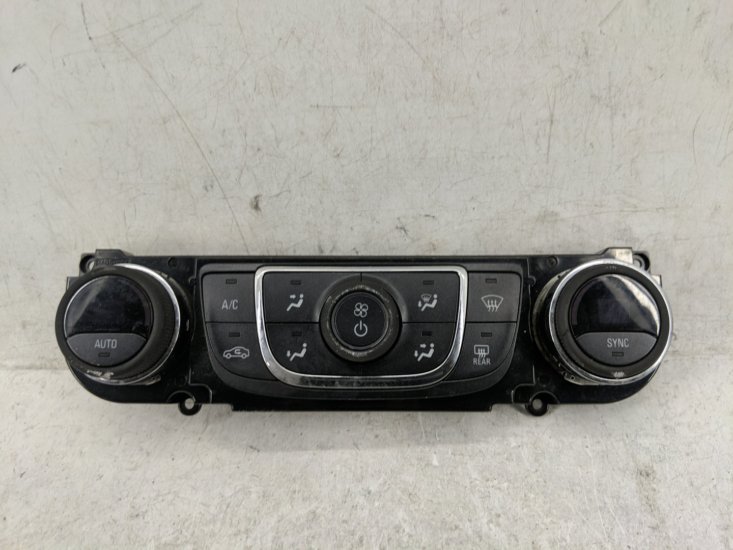 2014-2020 Chevrolet Impala Climate Control Module Temperature AC/Heater Replacement P/N:000235226 23453509 Fits OEM Used Aut
