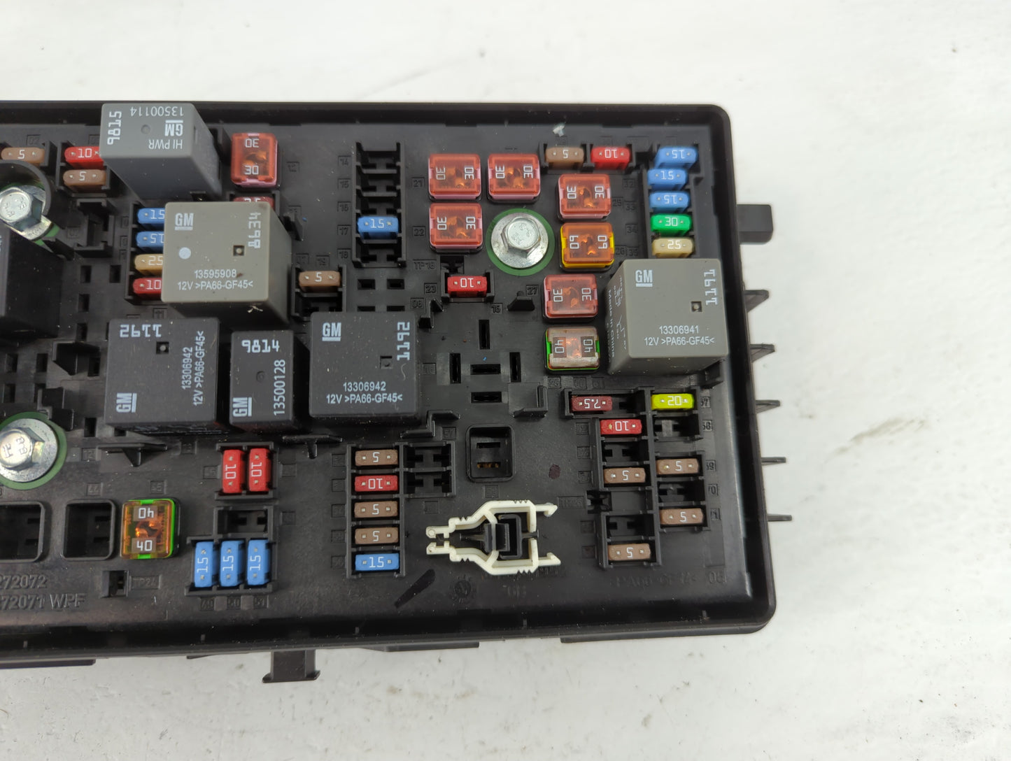 2016-2020 Chevrolet Impala Fusebox Fuse Box Panel Relay Module P/N:812461952 Fits Fits 2016 2017 2018 2019 2020 OEM Used Aut