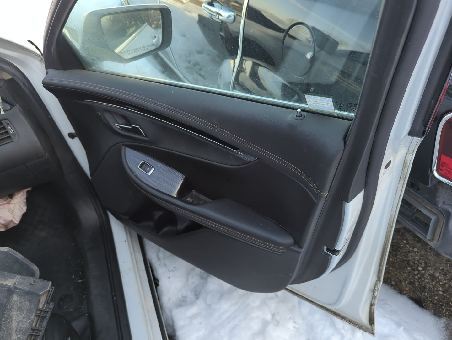 2016 Chevrolet Impala Front Right Passenger Interior Door Panel Trim - Oemusedautoparts1.com