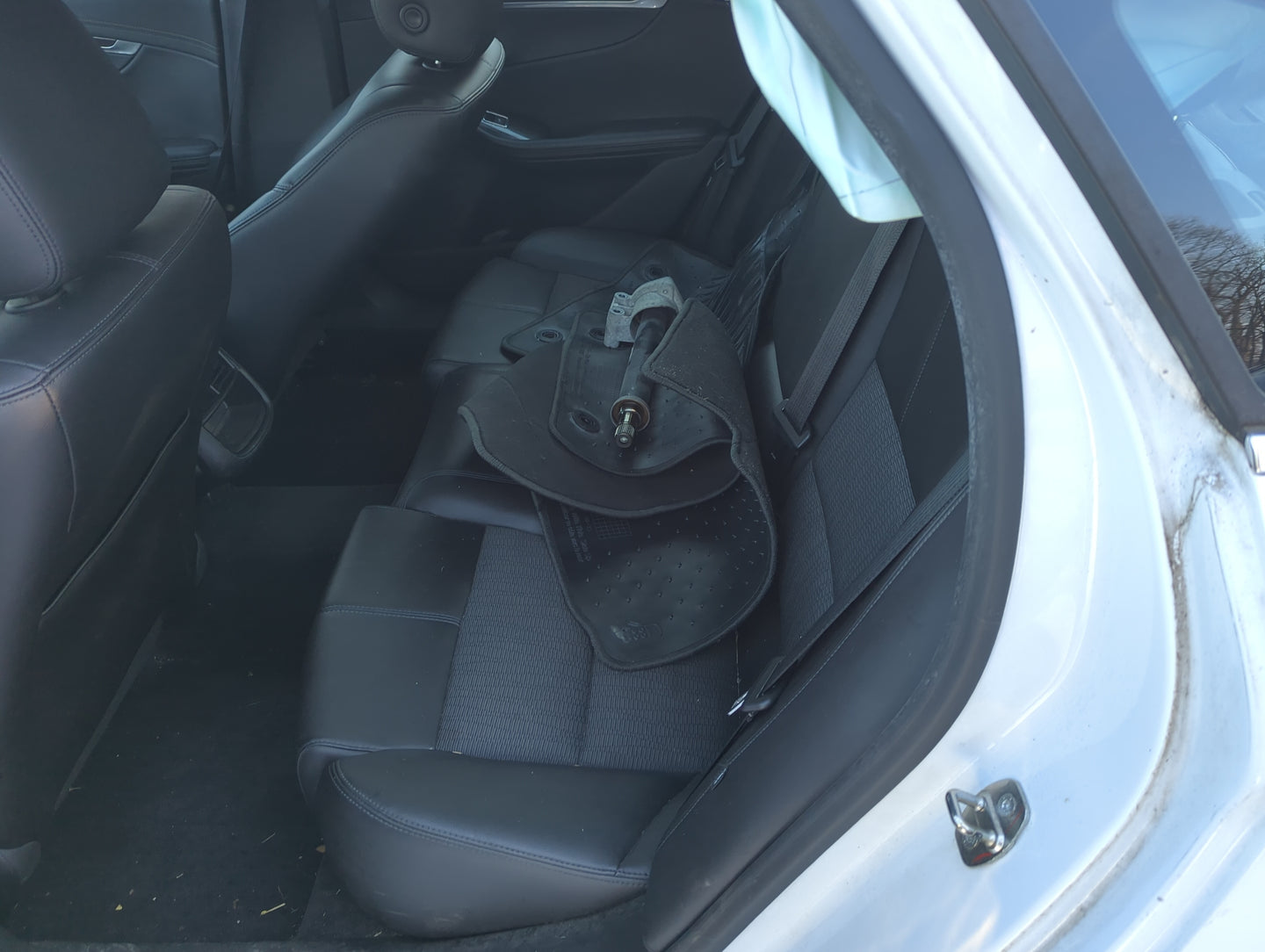 2016 Chevrolet Impala Rear Seat Oem - Oemusedautoparts1.com