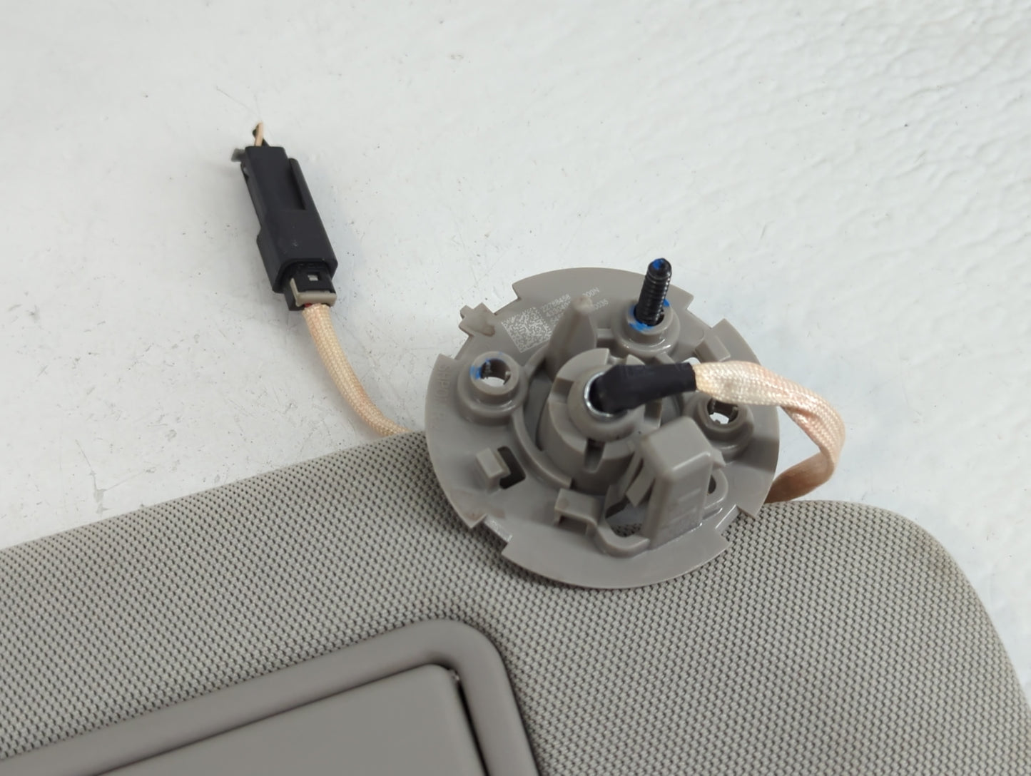 2014-2020 Chevrolet Impala Sun Visor Shade Replacement Passenger Right Mirror Fits Fits 2014 2015 2016 2017 2018 2019 2020 O