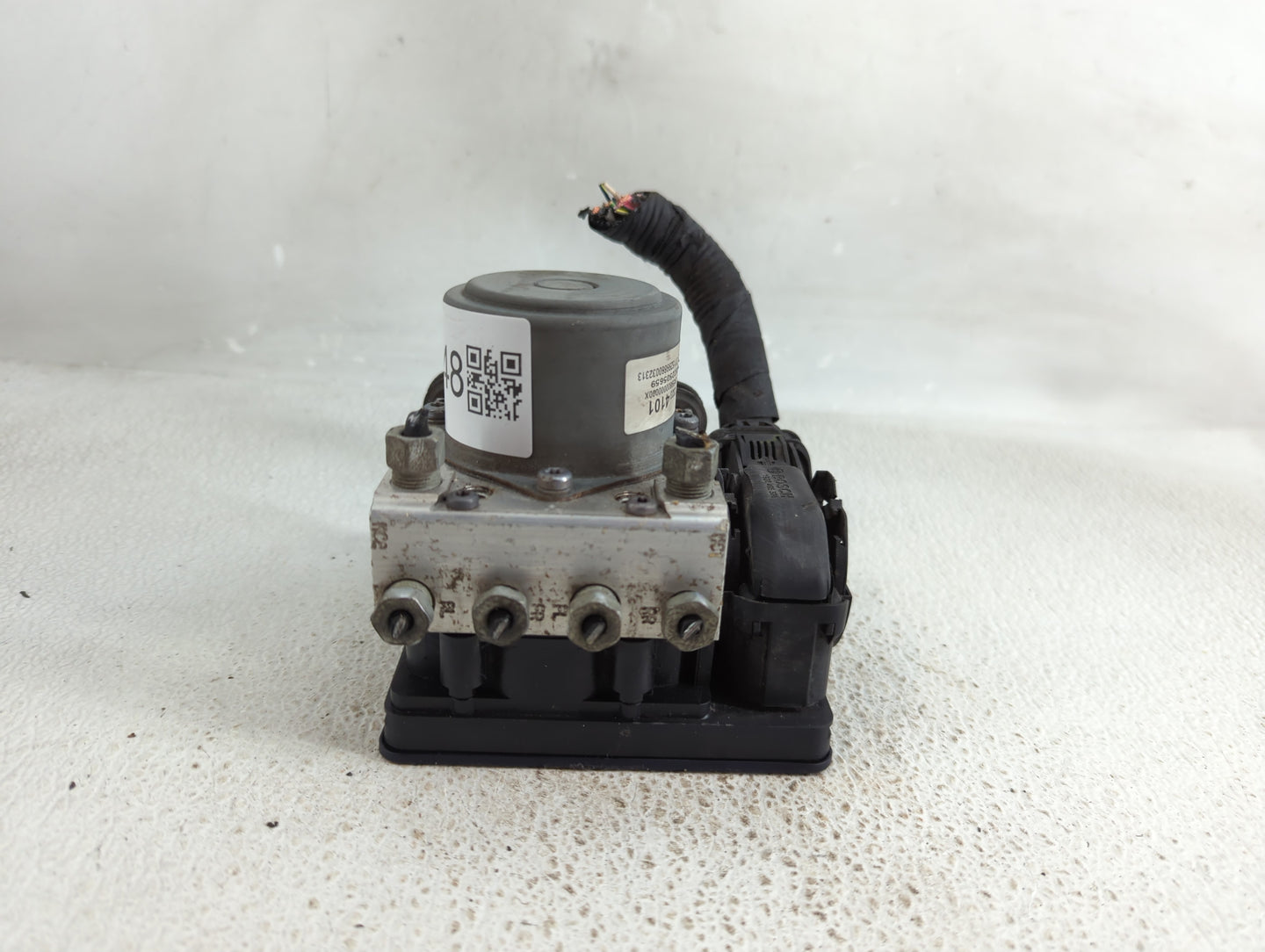 2014-2016 Chevrolet Impala ABS Pump Control Module Replacement P/N:23234098 Fits Fits 2014 2015 2016 OEM Used Auto Parts - O