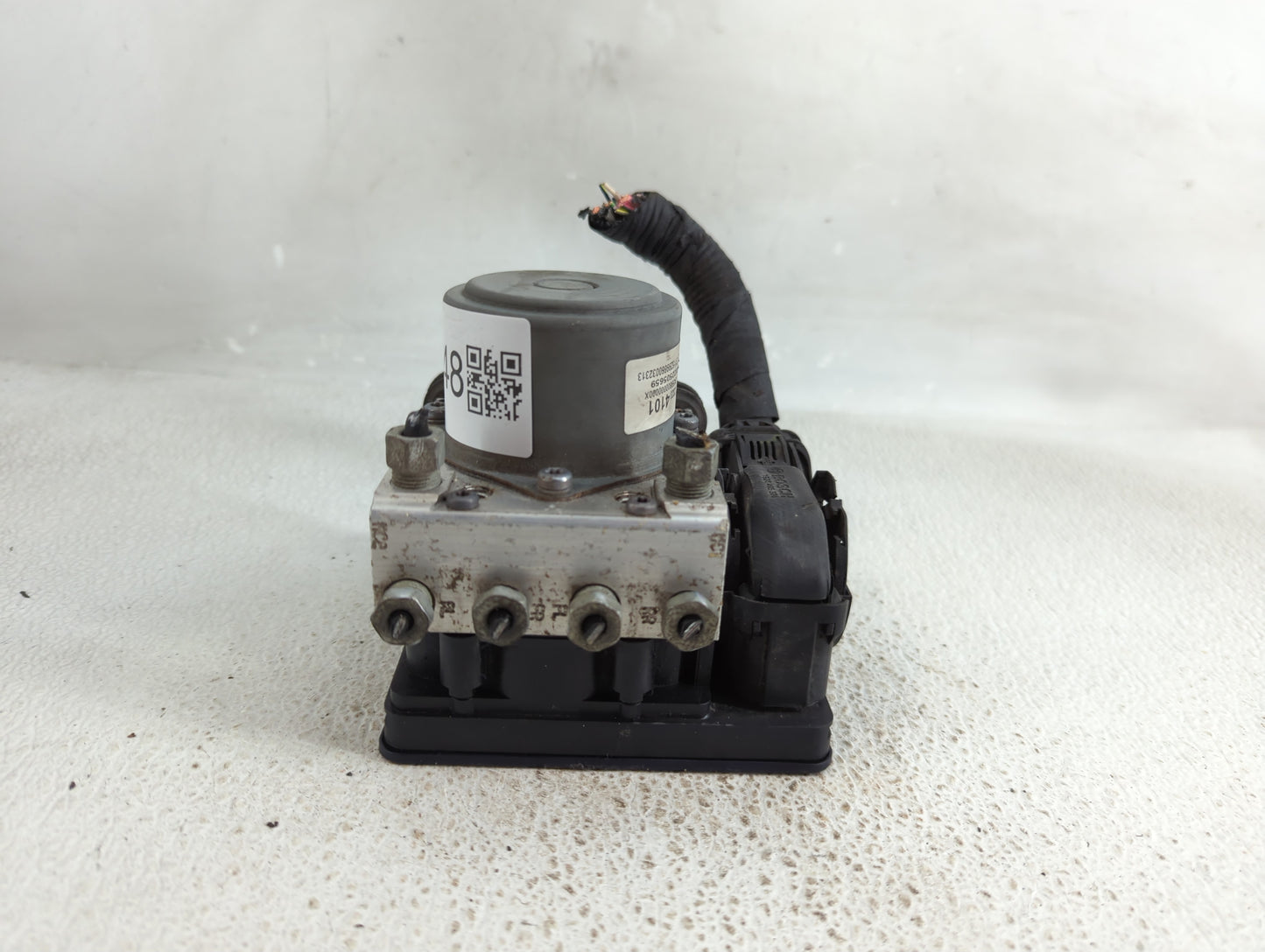 2014-2016 Chevrolet Impala ABS Pump Control Module Replacement P/N:23234098 Fits Fits 2014 2015 2016 OEM Used Auto Parts - O