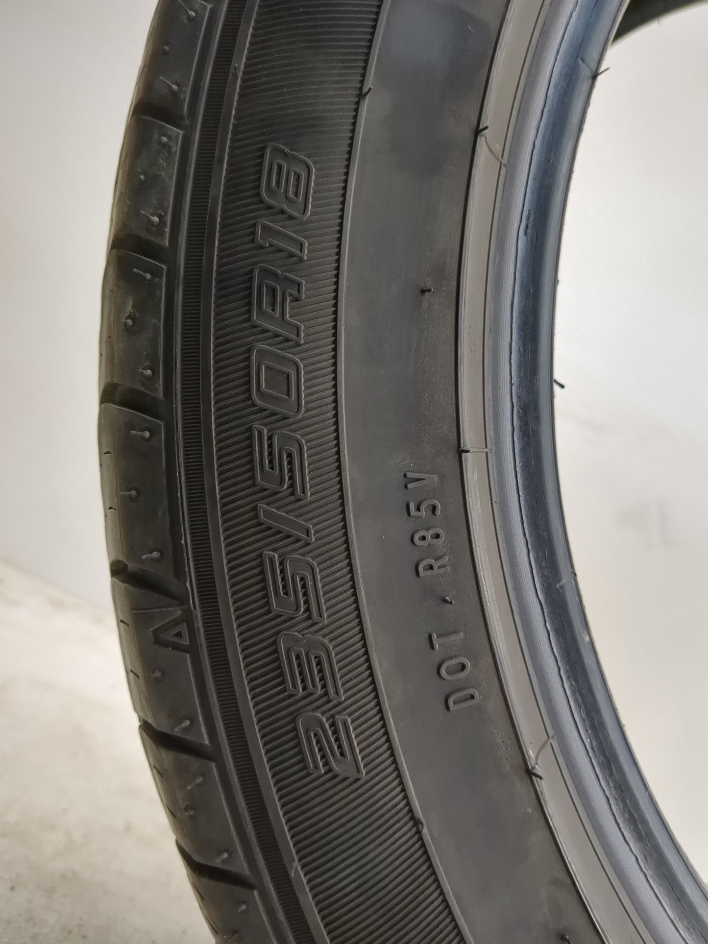 Used Tire 235/50R18 FALKEN SINCERA SN250 A/S 97V - Tread Depth 7.5/32 - Oemusedautoparts1.com
