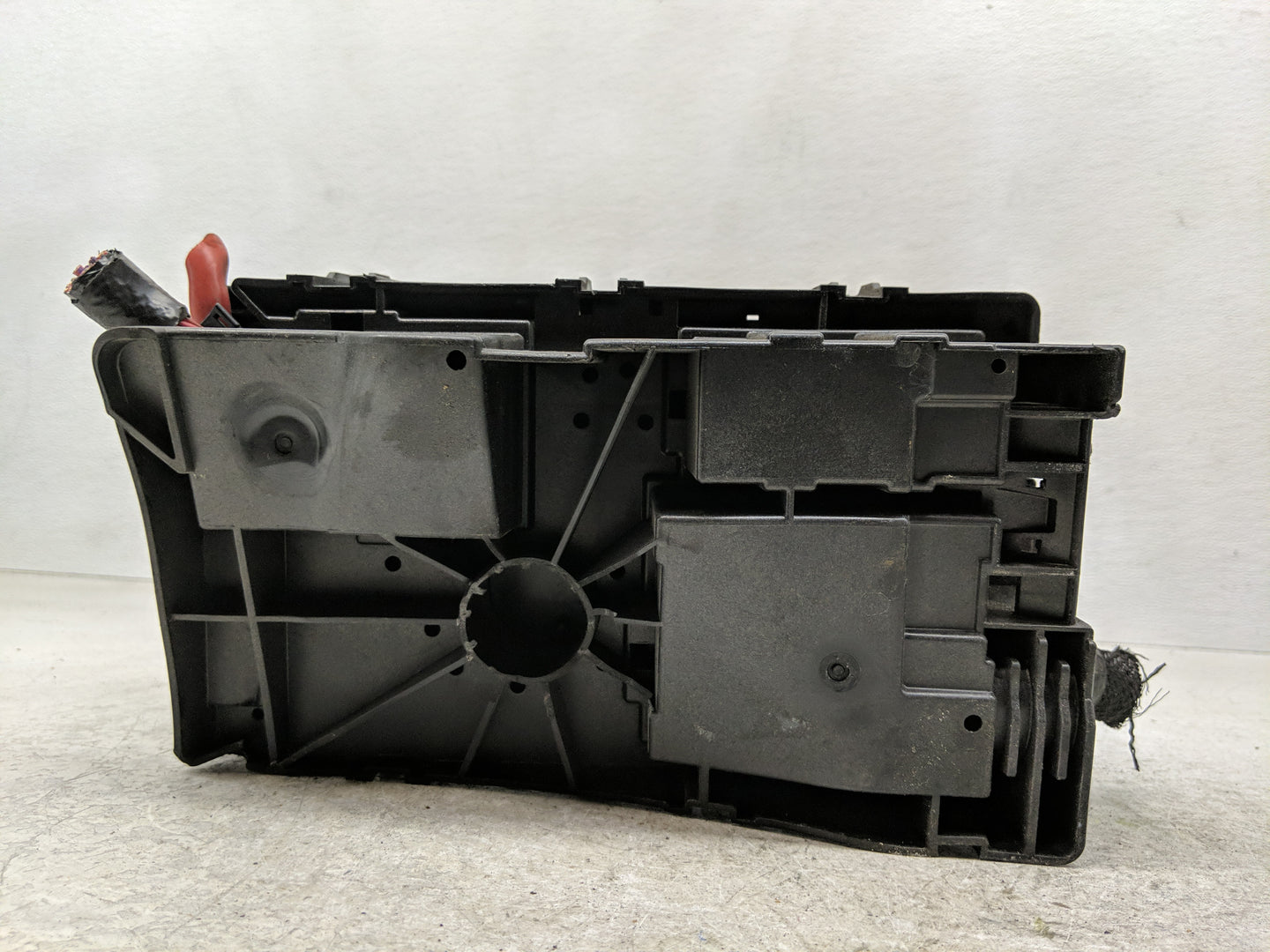 2016-2020 Chevrolet Impala Fusebox Fuse Box Panel Relay Module P/N:23299787 01 Fits Fits 2016 2017 2018 2019 2020 OEM Used A
