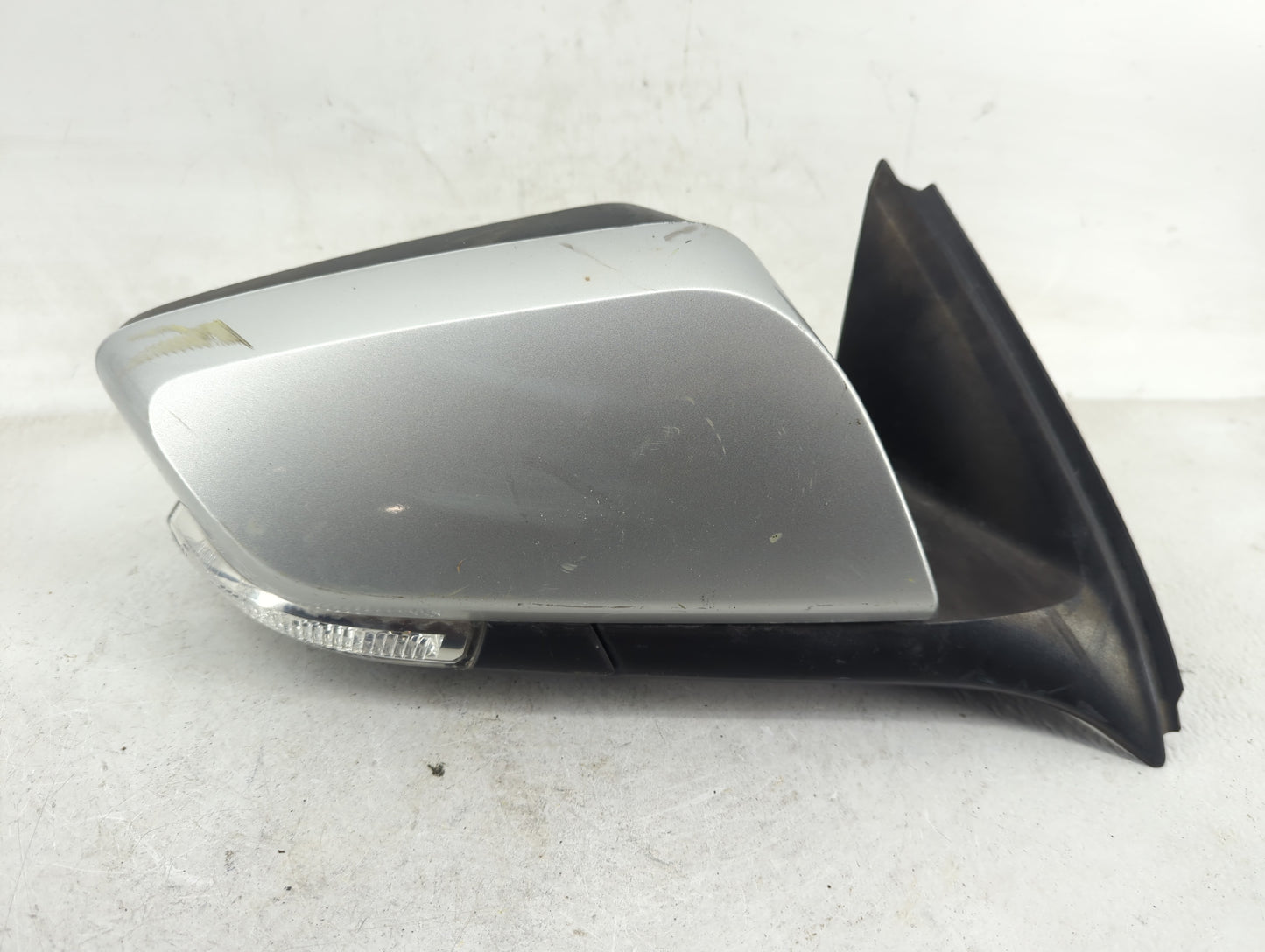 2016 Chevrolet Impala Passenger Side View Mirror - Right Door Mirror OEM Used - Oemusedautoparts1.com