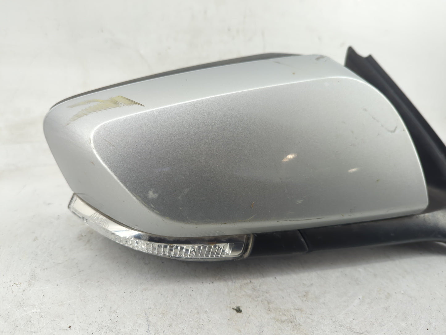 2016 Chevrolet Impala Passenger Side View Mirror - Right Door Mirror OEM Used - Oemusedautoparts1.com