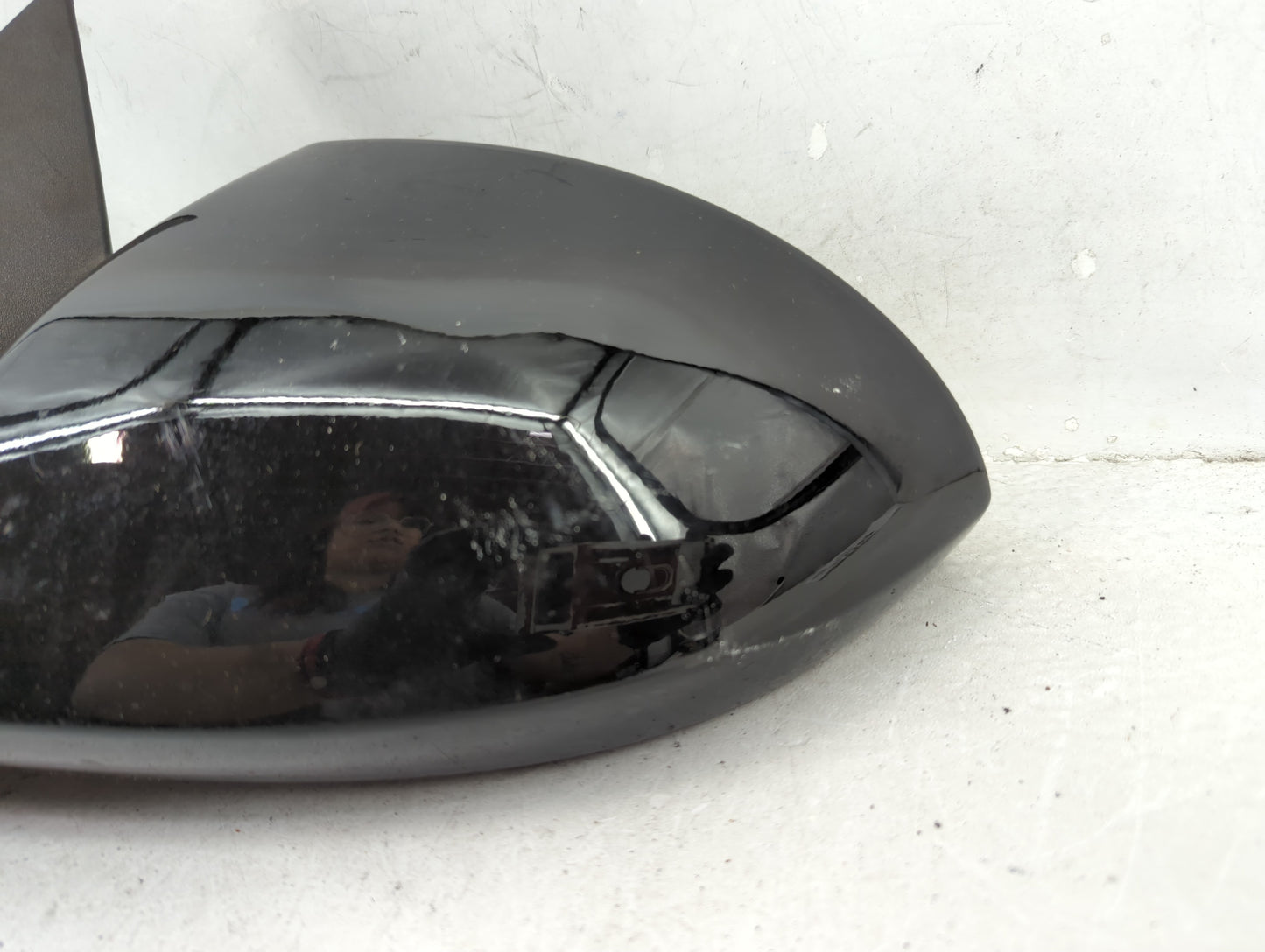 2016 Chevrolet Impala Driver Side View Mirror - Left Door Mirror OEM Used - Oemusedautoparts1.com
