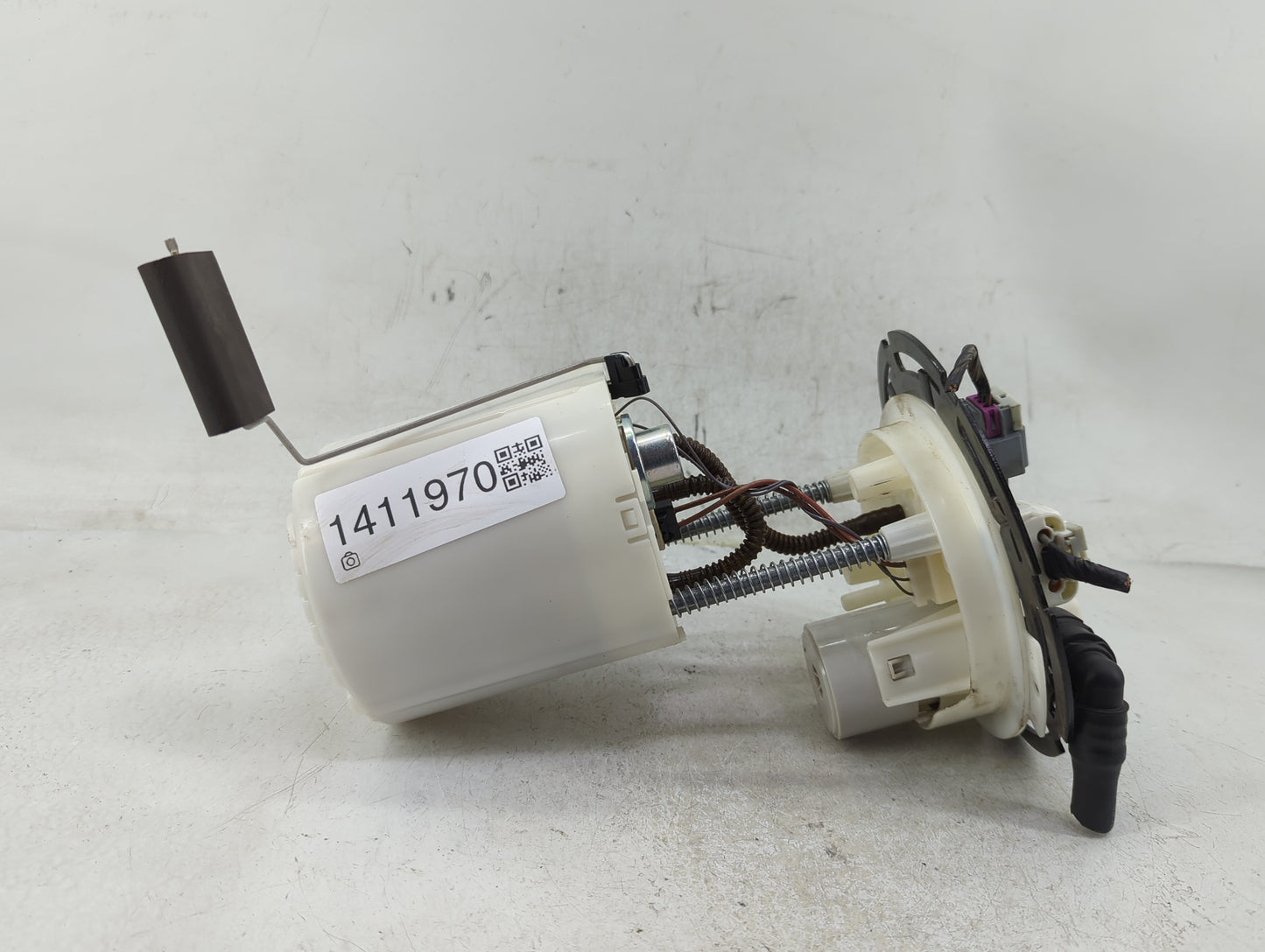 2014-2020 Chevrolet Impala Electrical Gas Fuel Pump Assembly - Oemusedautoparts1.com