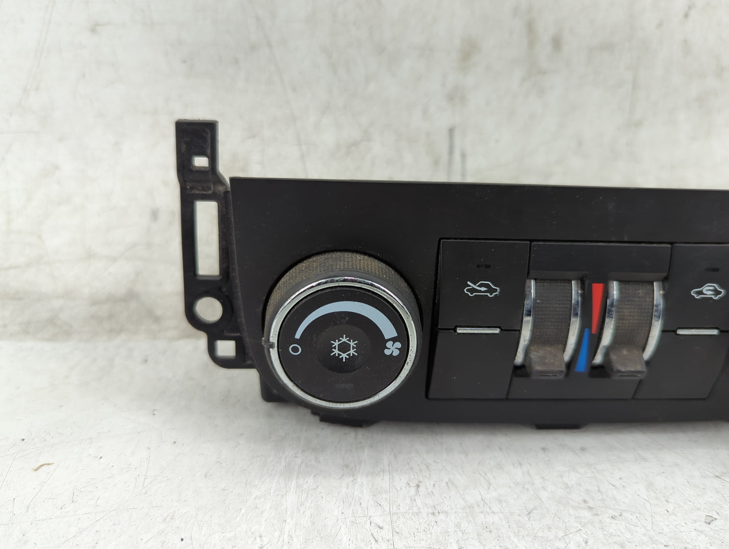 2014-2020 Chevrolet Impala Climate Control Module Temperature AC/Heater Replacement P/N:22884767 Fits OEM Used Auto Parts - 