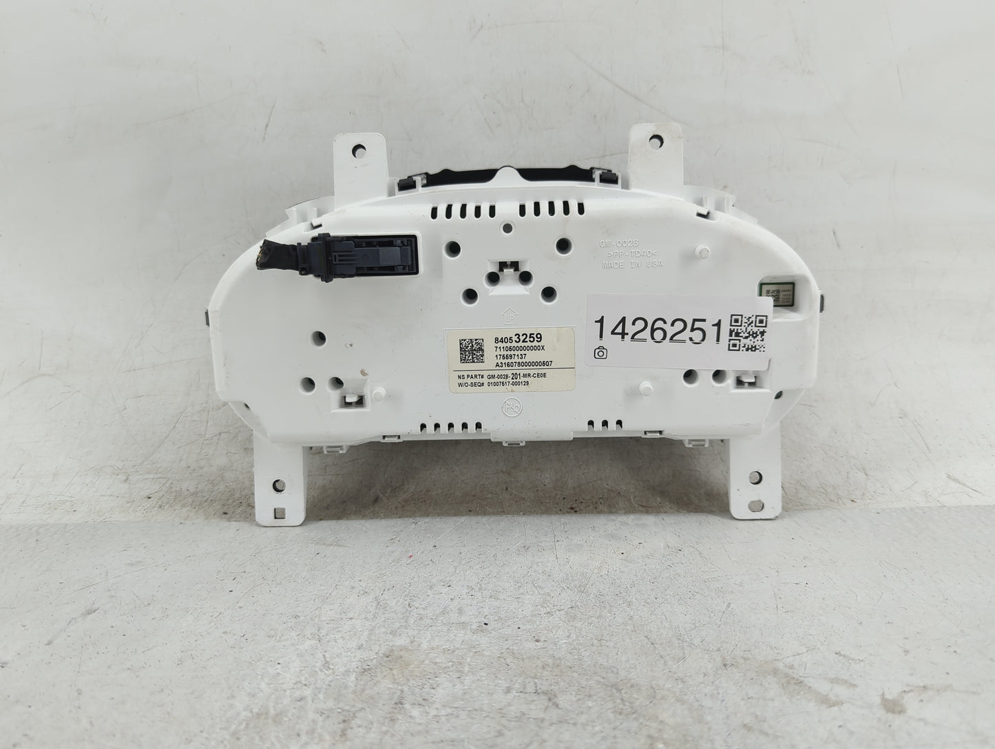 2016 Chevrolet Impala Instrument Cluster Speedometer Gauges P/N:84053259 GM-0026-201-MR-CE0E Fits OEM Used Auto Parts - Oemu