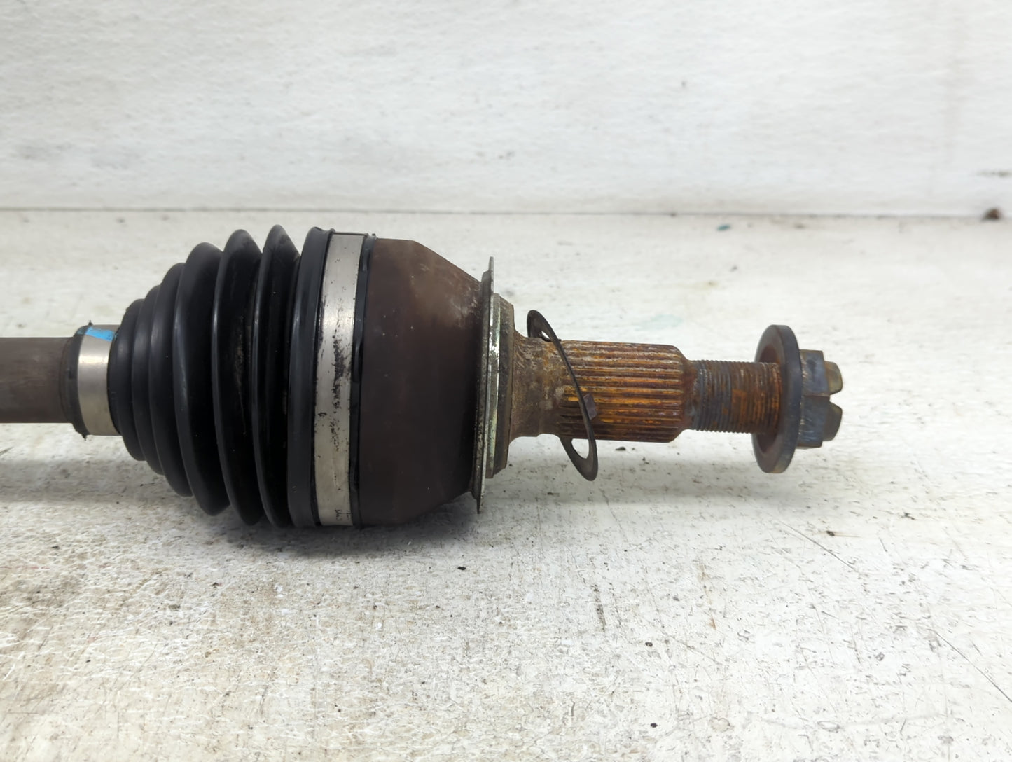 2014-2019 Chevrolet Impala Axle Shaft Front Driver Cv C/v - Oemusedautoparts1.com
