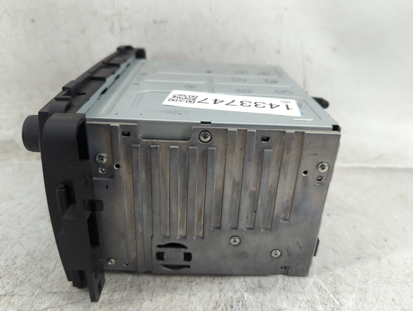 2013-2016 Chevrolet Impala Radio AM FM Cd Player Receiver Replacement P/N:22924535 123000-2970C101 Fits Fits 2013 2014 2015 