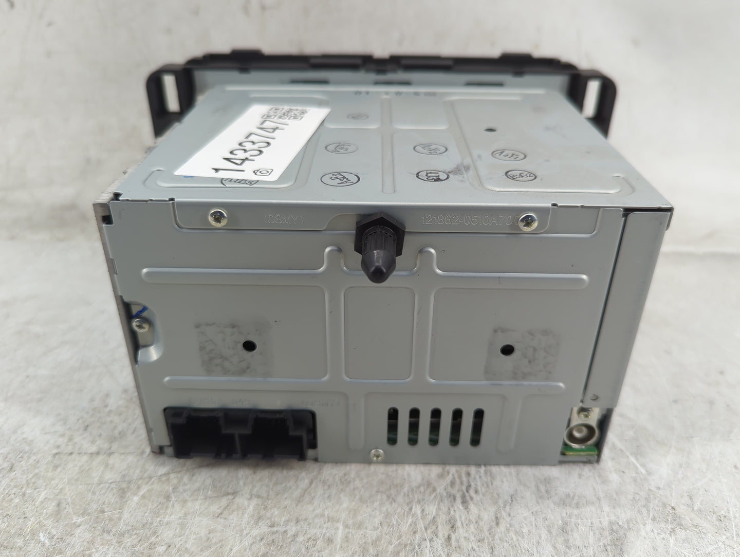 2013-2016 Chevrolet Impala Radio AM FM Cd Player Receiver Replacement P/N:22924535 123000-2970C101 Fits Fits 2013 2014 2015 