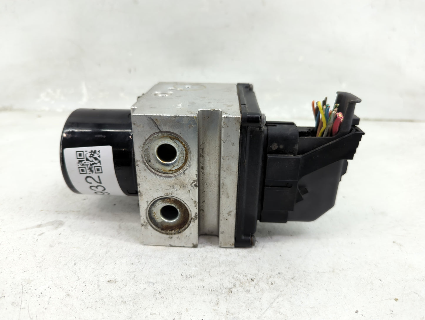 2014-2016 Chevrolet Impala ABS Pump Control Module Replacement P/N:22983473 Fits Fits 2014 2015 2016 OEM Used Auto Parts - O