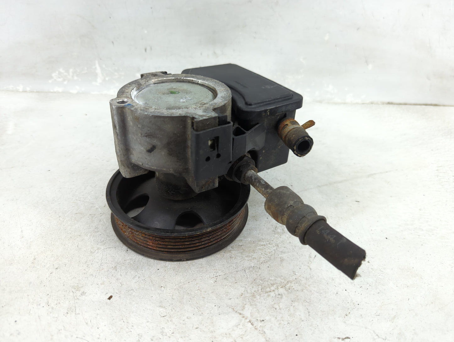 2012-2016 Chevrolet Impala Power Steering Column Pump Oem - Oemusedautoparts1.com
